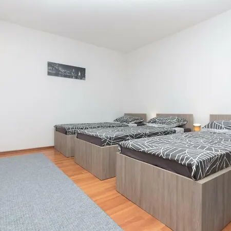 Apartmanhotel Emir 1